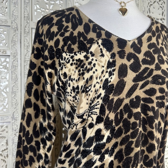 Designers Originals Leopard Print V Neck Beaded 3/4 Sleeve Fairy Sweater Sz M - Picture 2 of 6